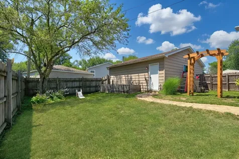 2420 South East Thornwood Drive Lindenhurst IL 60046