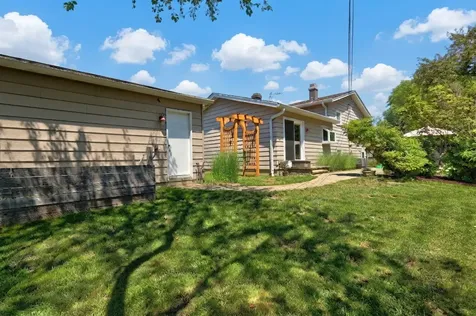 2420 South East Thornwood Drive Lindenhurst IL 60046