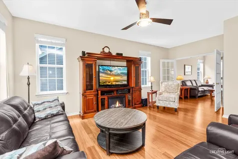 432 Bluegrass Parkway Oswego IL 60543