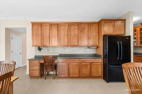 432 Bluegrass Parkway Oswego IL 60543