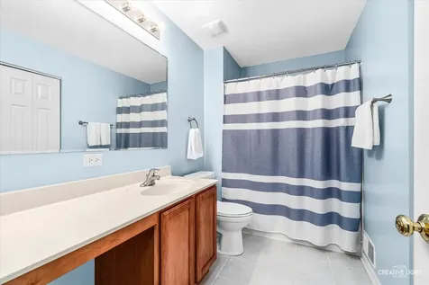 432 Bluegrass Parkway Oswego IL 60543