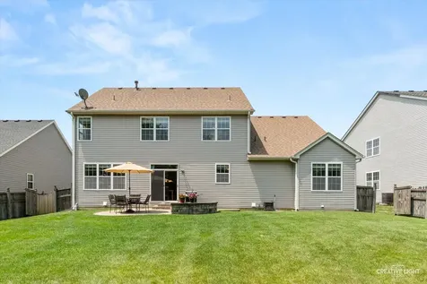 432 Bluegrass Parkway Oswego IL 60543
