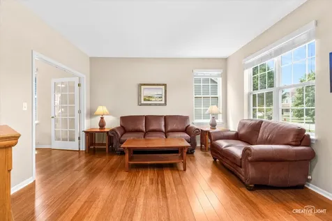 432 Bluegrass Parkway Oswego IL 60543