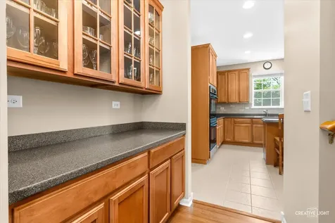 432 Bluegrass Parkway Oswego IL 60543
