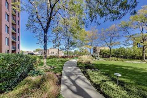 3232 North Halsted Street Chicago IL 60657