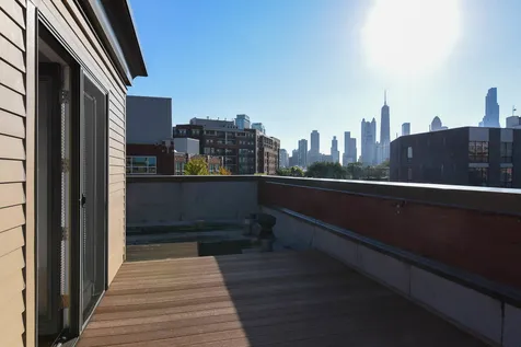 1000 North Crosby Street Chicago IL 60610