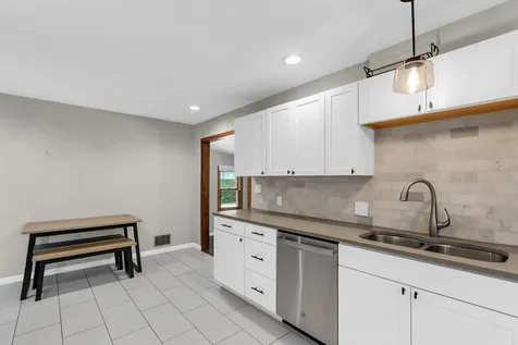 2103 Burlison Drive Urbana IL 61801