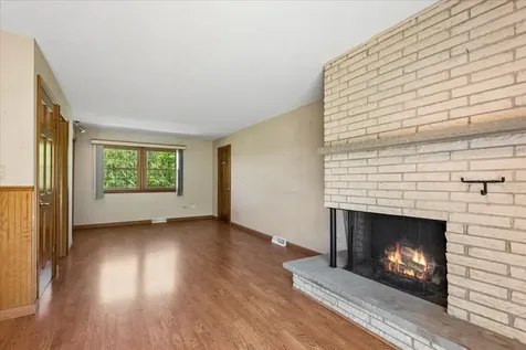 28771 W Park Drive Barrington IL 60010