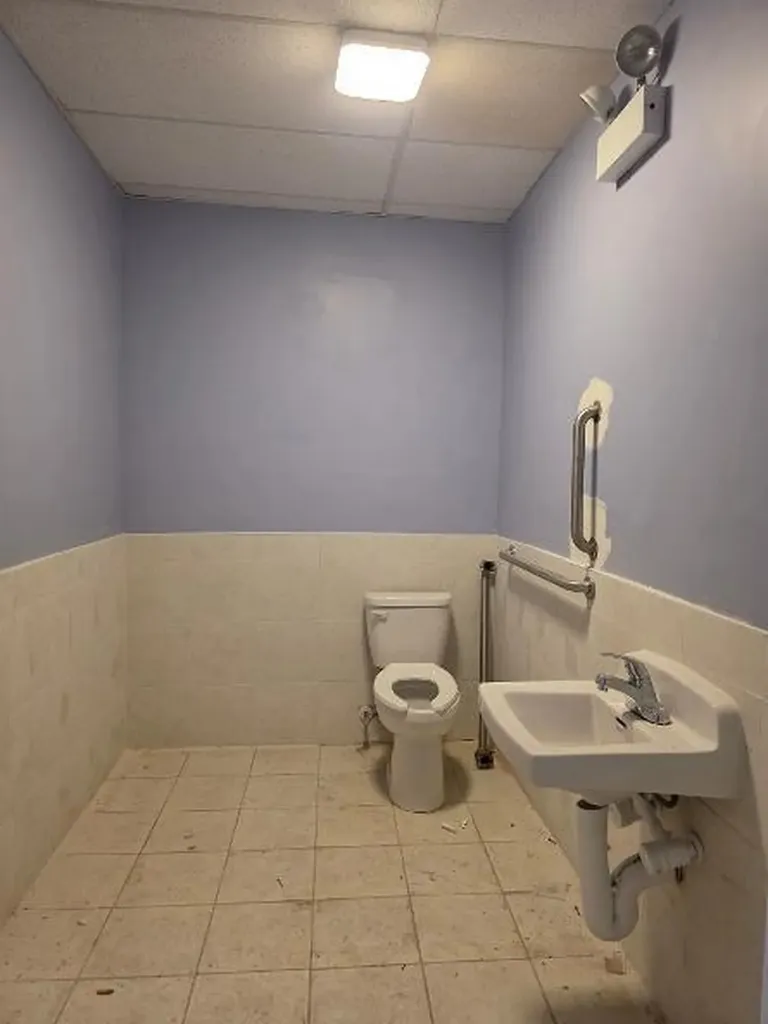 2322 West Roosevelt Road Chicago IL 60608
