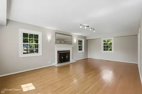 32 Timber Hill Road Buffalo Grove IL 60089