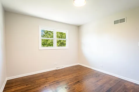 28W520 Lester Street West Chicago IL 60185