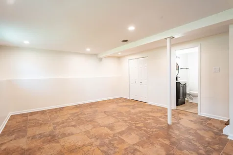 28W520 Lester Street West Chicago IL 60185