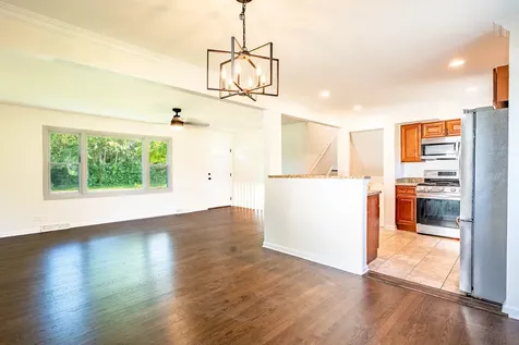 28W520 Lester Street West Chicago IL 60185