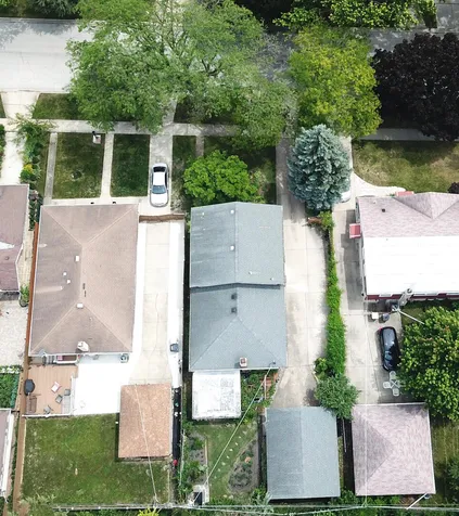 8936 North Elmore Street Niles IL 60714