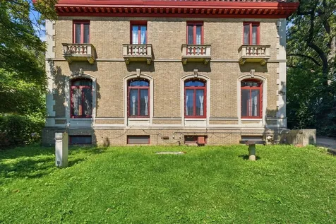 9924 South Longwood Drive Chicago IL 60643