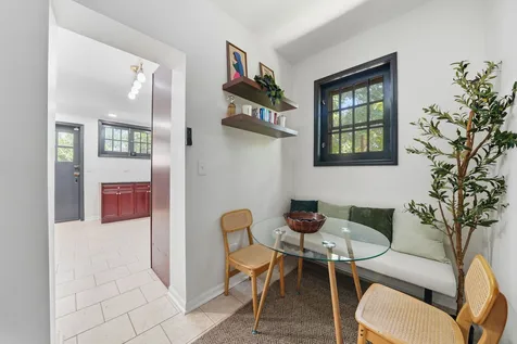9924 South Longwood Drive Chicago IL 60643