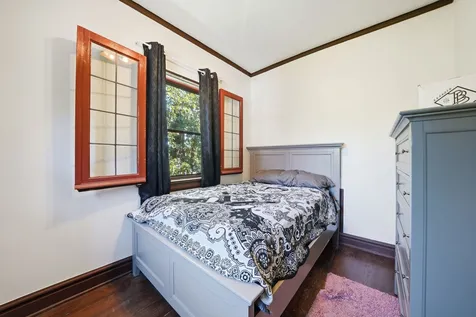 9924 South Longwood Drive Chicago IL 60643