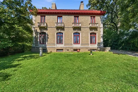 9924 South Longwood Drive Chicago IL 60643