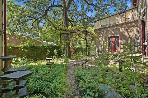 9924 South Longwood Drive Chicago IL 60643