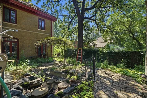9924 South Longwood Drive Chicago IL 60643