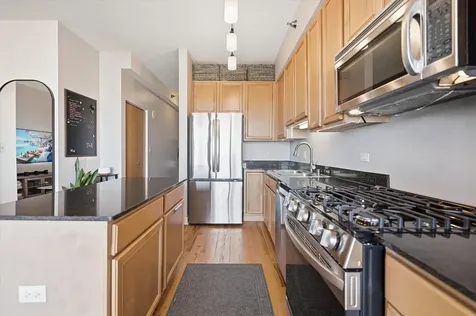 41 East 8th Street Chicago IL 60605