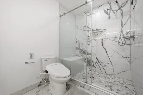 41 East 8th Street Chicago IL 60605