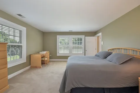 1673 Balmoral Lane Inverness IL 60067