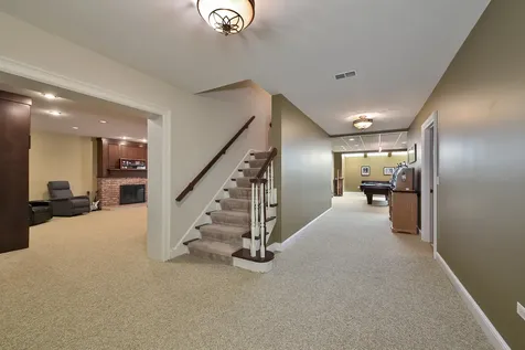 1673 Balmoral Lane Inverness IL 60067