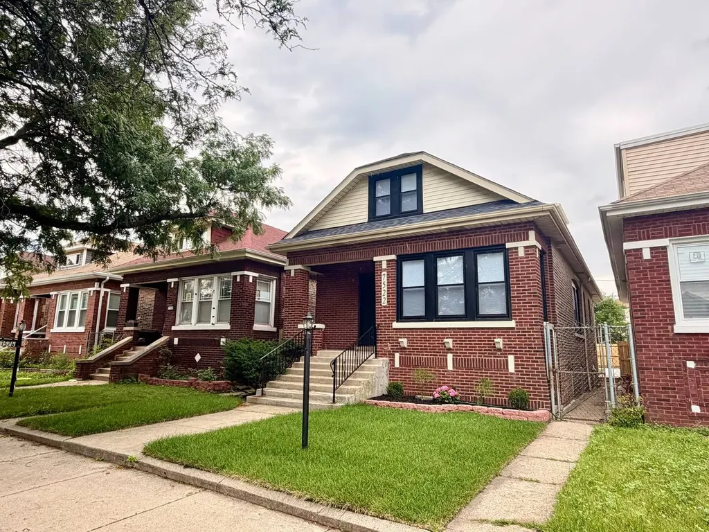7522 South Aberdeen Street Chicago IL 60620