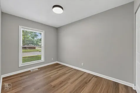 201 Pell Avenue Romeoville IL 60446