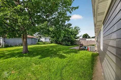 201 Pell Avenue Romeoville IL 60446
