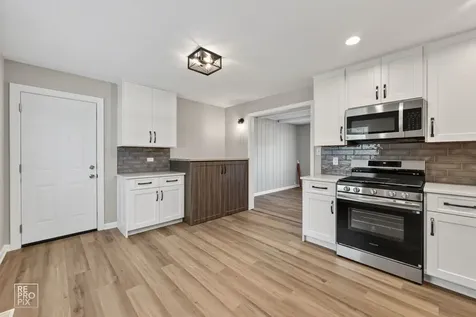 201 Pell Avenue Romeoville IL 60446