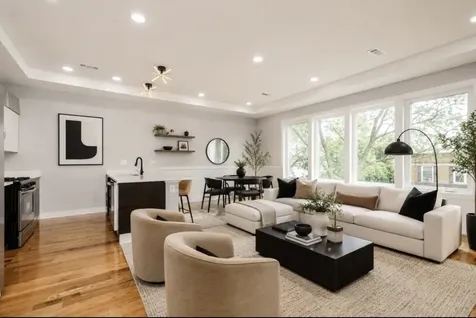 6334 South Langley Avenue S Chicago IL 60637