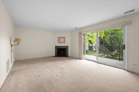 1979 Ammer Ridge Court Glenview IL 60025