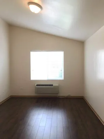 1574 Mcclure Road Aurora IL 60505