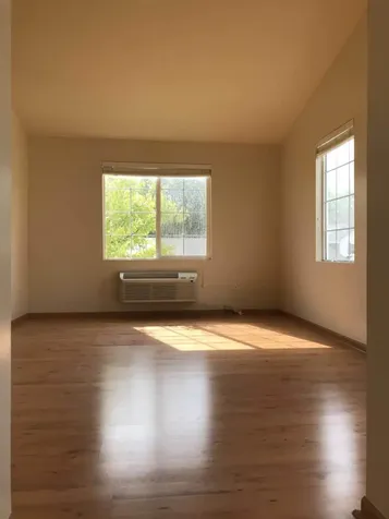 1574 Mcclure Road Aurora IL 60505