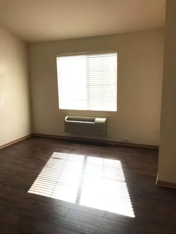 1574 Mcclure Road Aurora IL 60505
