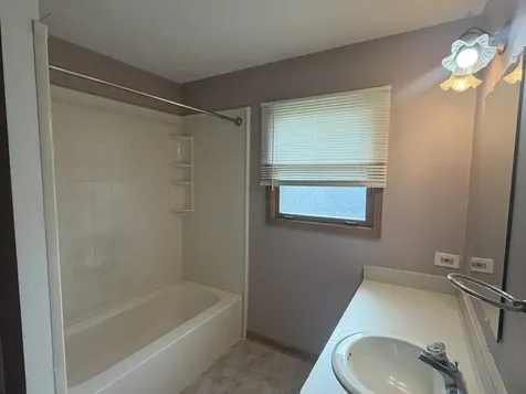 1337 Raymond Street Joliet IL 60431