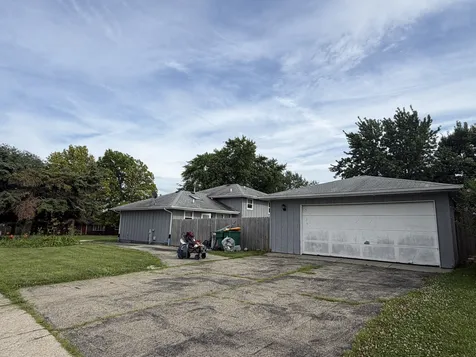 1337 Raymond Street Joliet IL 60431