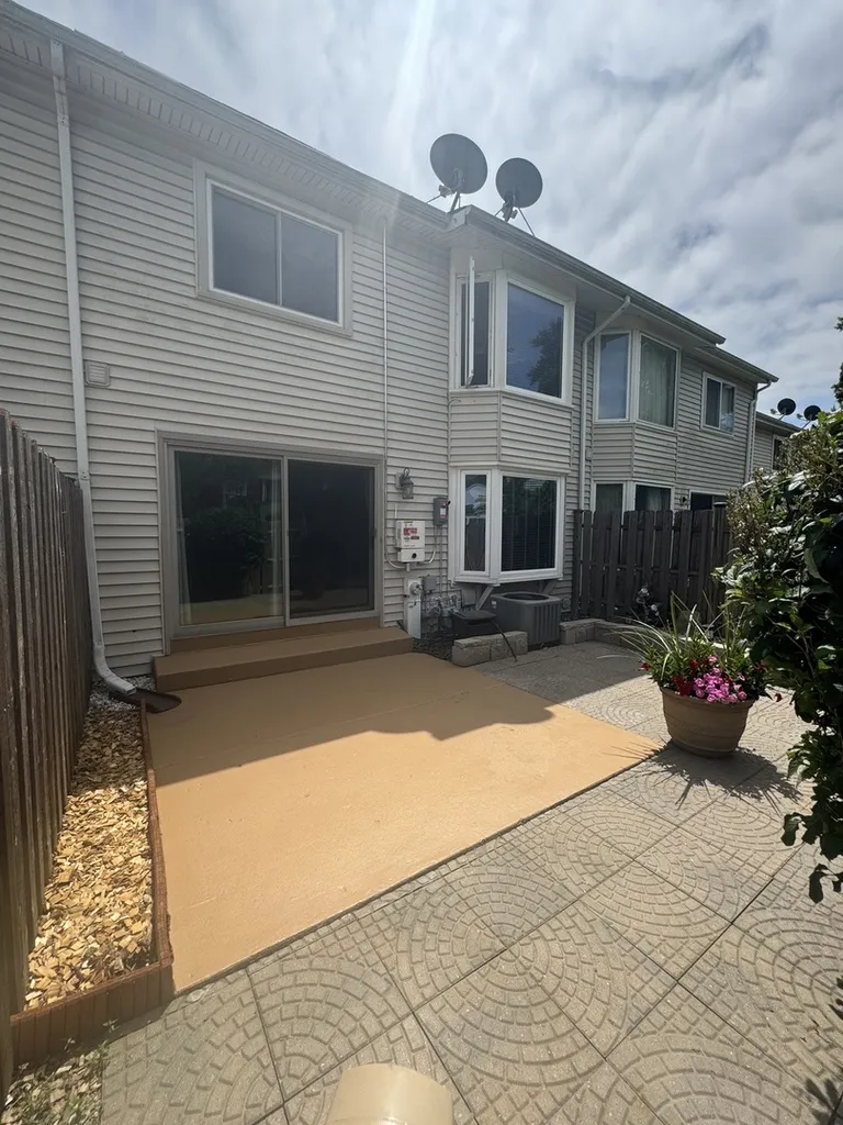 140 Julie Road Bolingbrook IL 60440