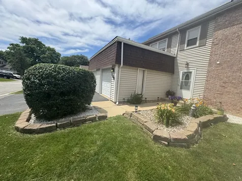 140 Julie Road Bolingbrook IL 60440