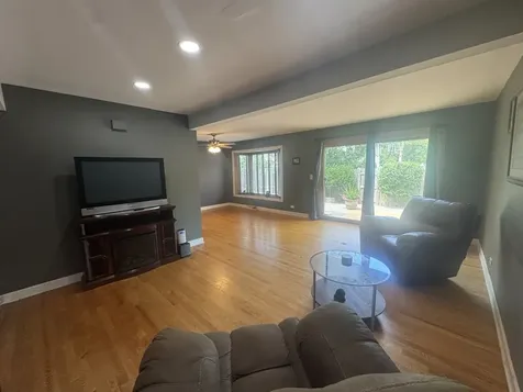 140 Julie Road Bolingbrook IL 60440