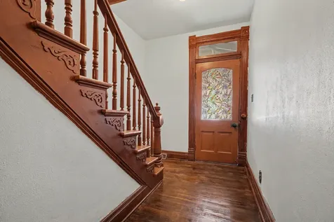 105 West Maple Street Roberts IL 60962