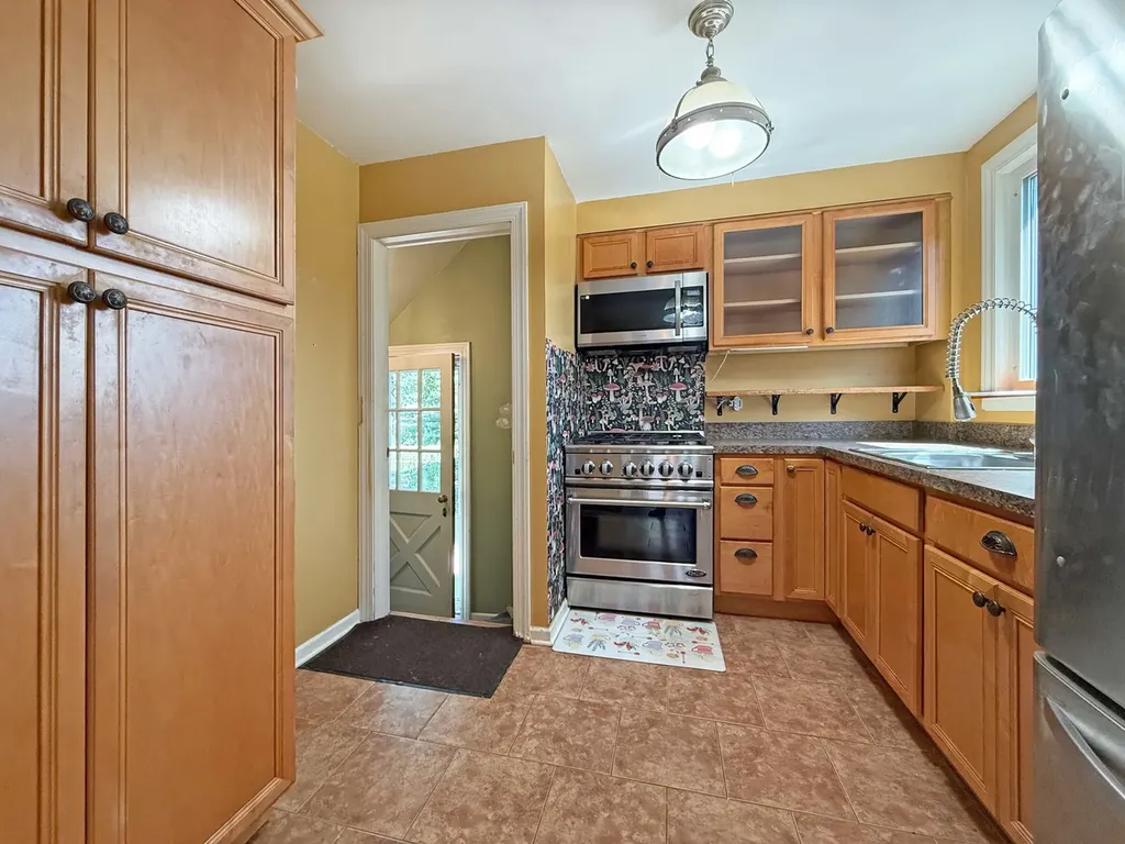 435 North Princeton Avenue Villa Park IL 60181