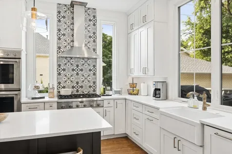 33 South Cowley Road Riverside IL 60546
