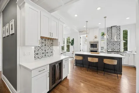 33 South Cowley Road Riverside IL 60546