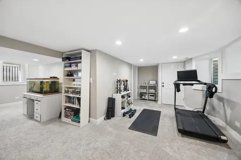 33 South Cowley Road Riverside IL 60546