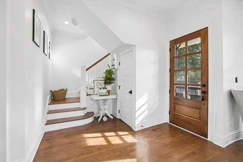 33 South Cowley Road Riverside IL 60546