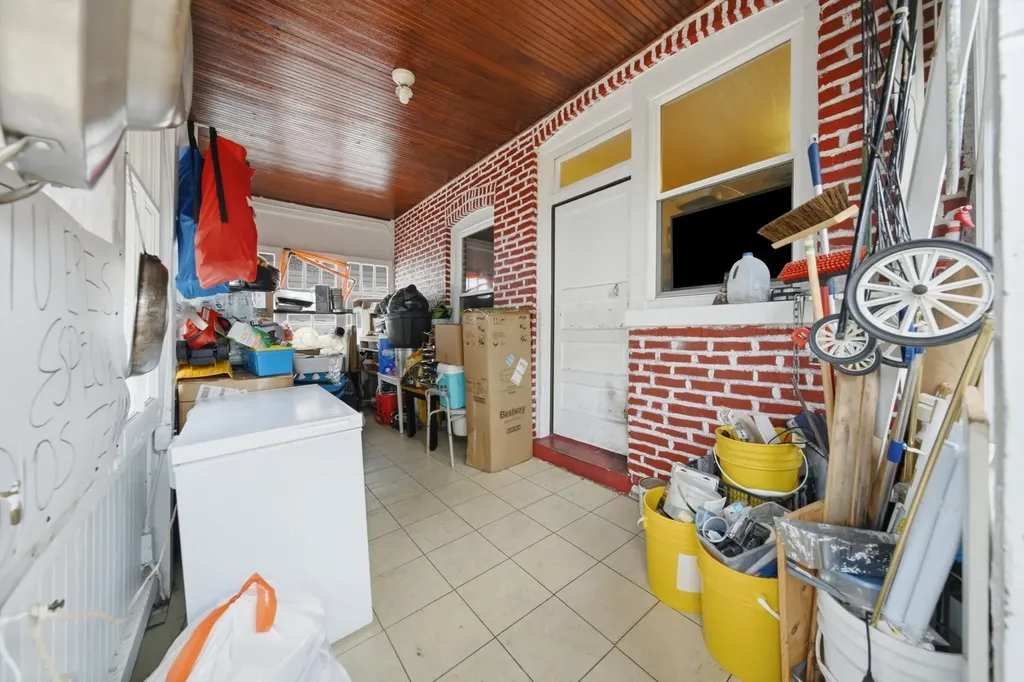 5944 South Albany Avenue Chicago IL 60629