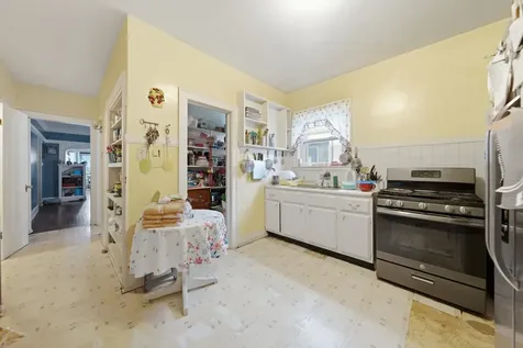 5944 South Albany Avenue Chicago IL 60629